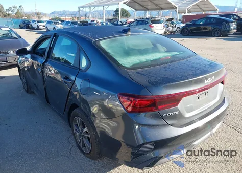 2024 Kia Forte Lxs z USA, uszkodzony, nr VIN 3KPF24AD6RE773153